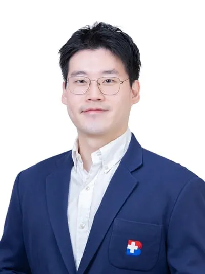 Dr. Peerapat Kaveevorayan
